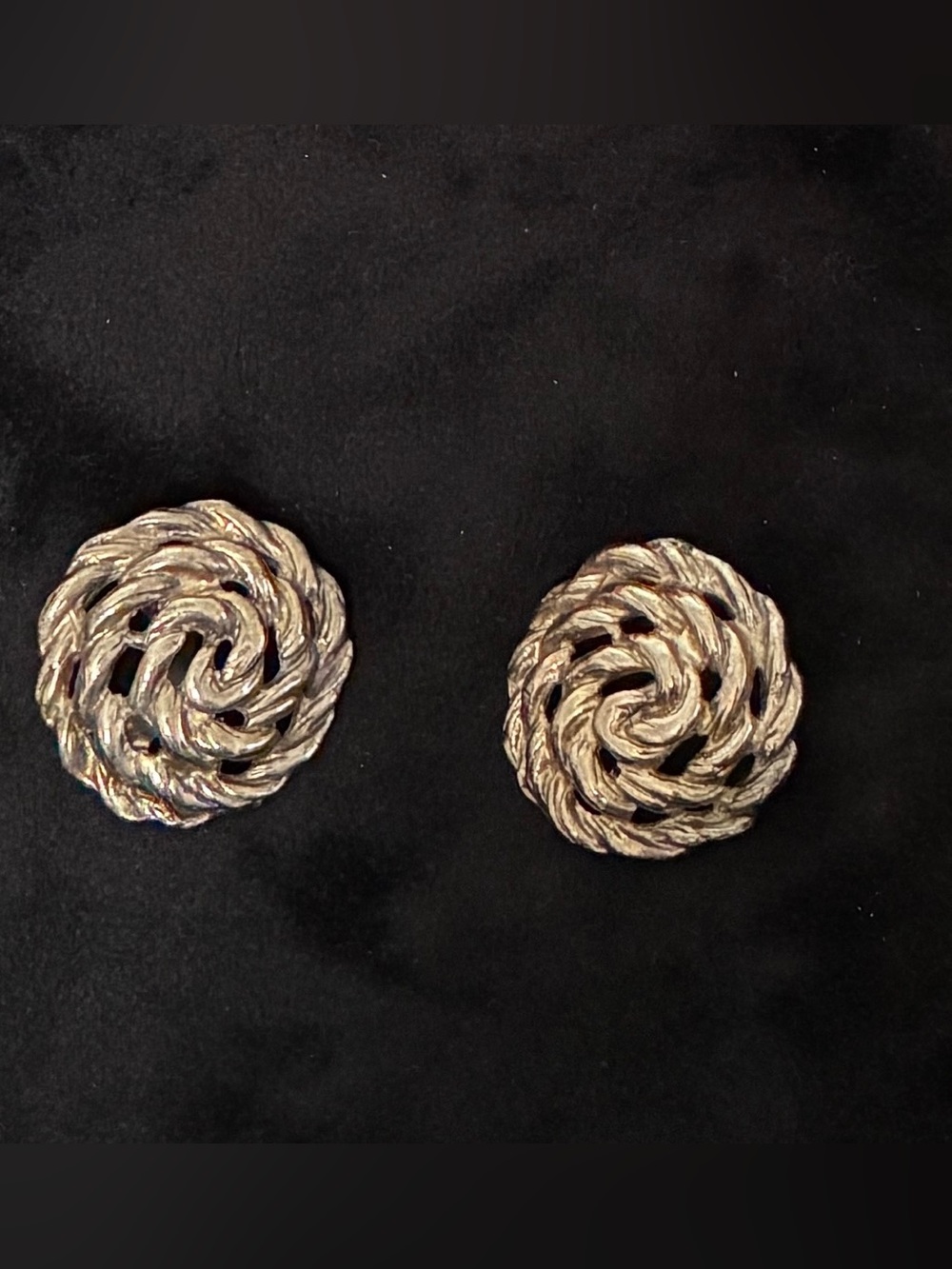 1980s Vintage round disc clip on earrings, silver tone nautical rope twist